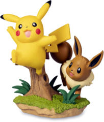Pikachu & Eevee Figure - Pikachu & Eevee Poke Ball Collection